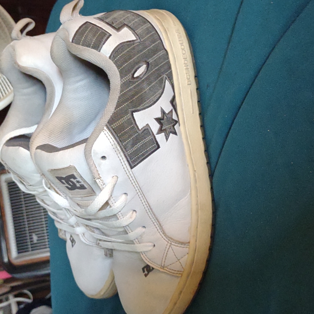 DC skate sneakers